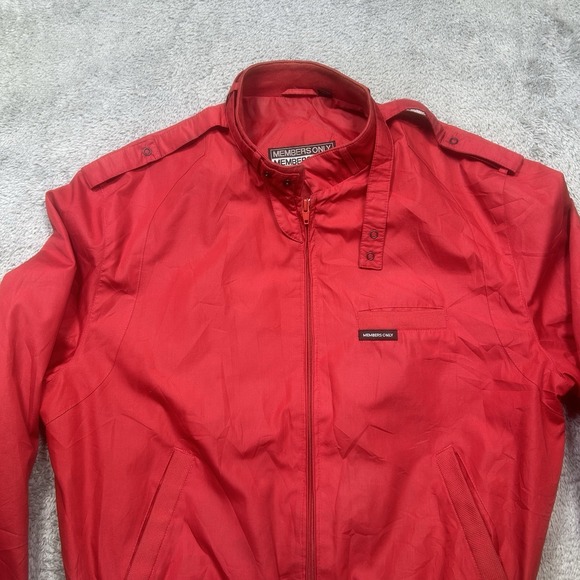 Vintage Members Only Jacket Mens 42 Red Bomber Classic Racer Jacket 80s *SPOTS - Picture 2 of 16